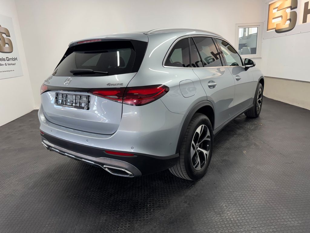 MERCEDES-BENZ GLC 300de 4M*PANO*DISTRONIC*360°*AHK*KAMERA* MERCEDES-BENZ GLC 300de 4M*PANO*DISTRONIC*360°*AHK*KAMERA*