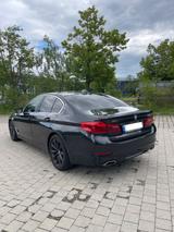 BMW 540d xDrive A - - BMW 540 mit Diesel-Antrieb: Limousine