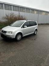 Volkswagen Touran 1.9 TDI 74kW Basis Basis - Volkswagen Touran Basis mit Diesel-Antrieb