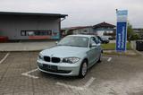 BMW 118d *1.HD*SCHECKHEFT*3TÜRIG*SITZHEIZUNG*8-FACH* - BMW 118 aus 2008: 118d