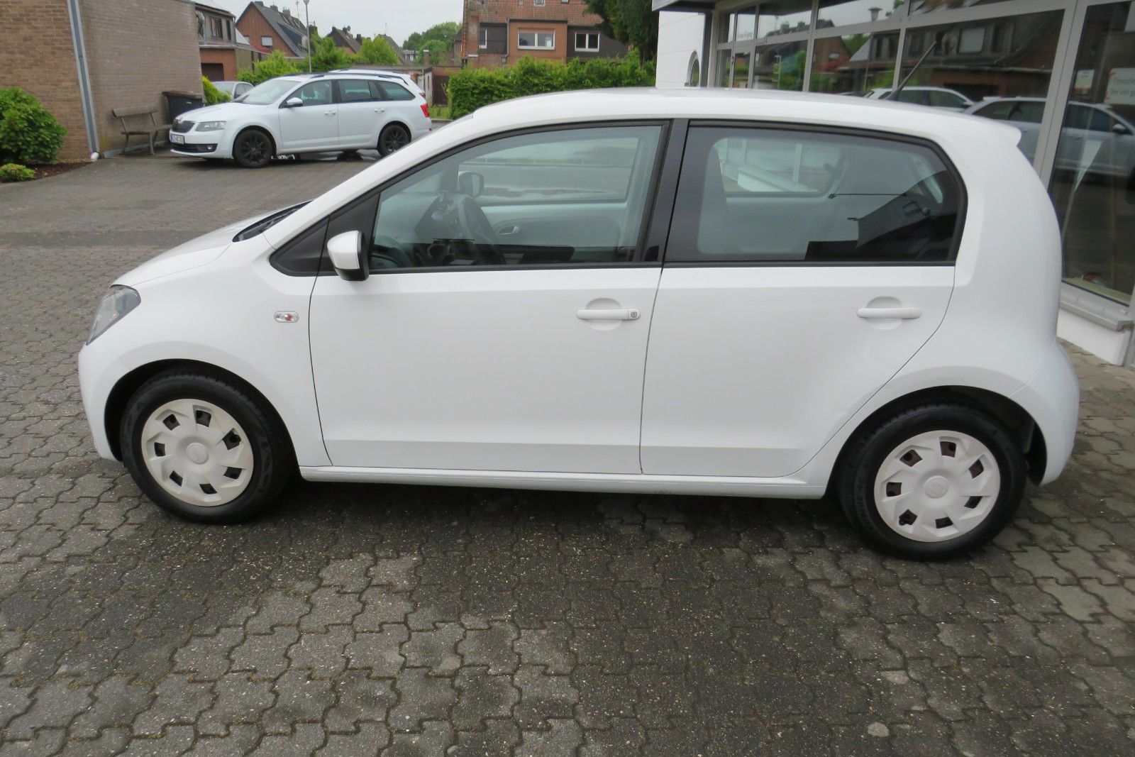 Fahrzeugabbildung SEAT Mii Style 4T KLIMA SITZH. MAPS&MORE 1.HD