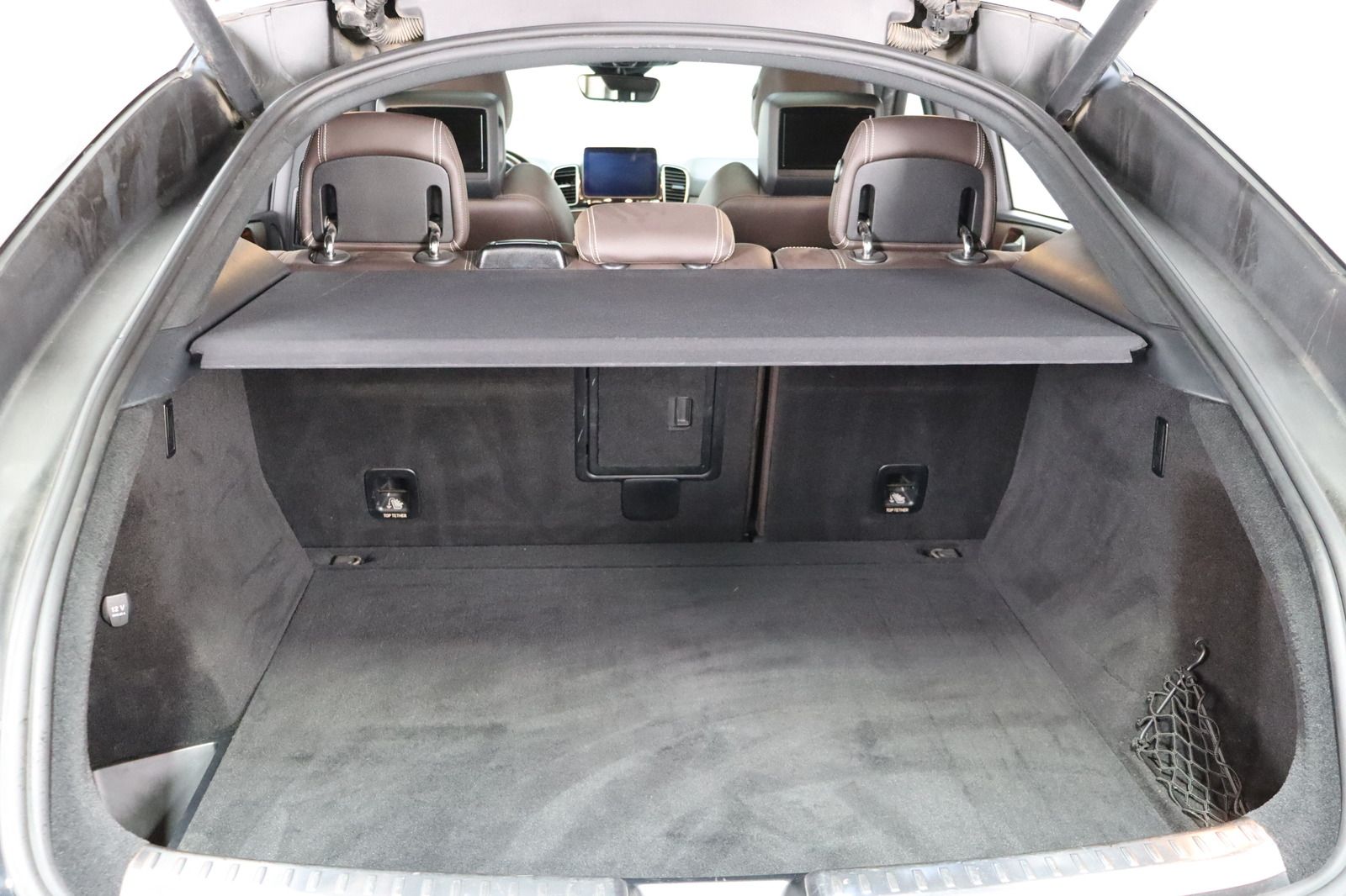 Fahrzeugabbildung Mercedes-Benz GLE 63 AMG * Fond * Offroad * DIS+ * LED HU 03.2