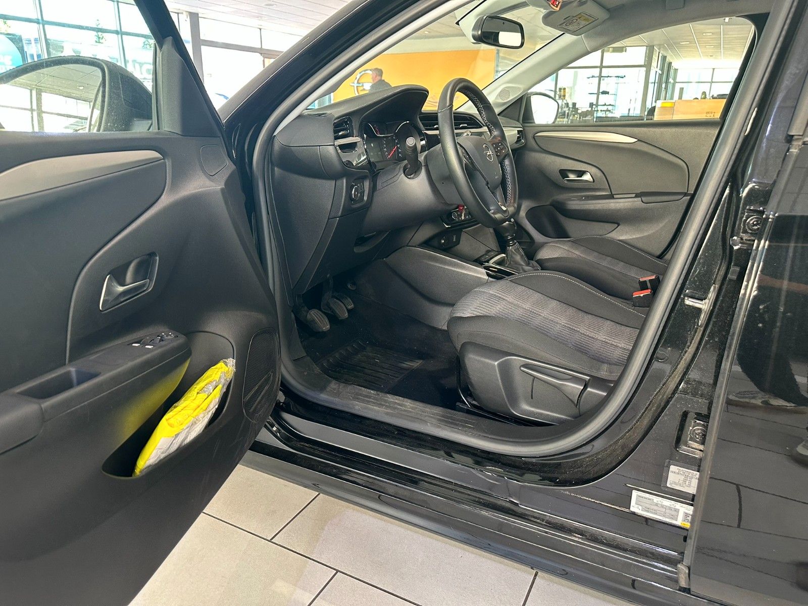 Fahrzeugabbildung Opel Corsa F Edition 1.5TD NAVI/PDC/R´CAM/ALU/TEMPO