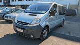 Opel Vivaro Kombi L1H1 2,7t - gebrauchte Opel Vivaro aus dem Jahr 2002