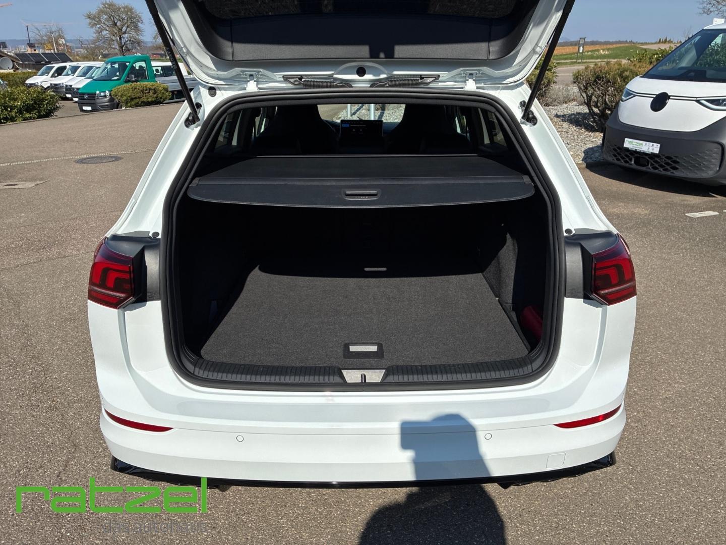 Volkswagen Golf Variant R-Line 1.5 eTSI DSG Kamera ACC Digi, миниатюра 9