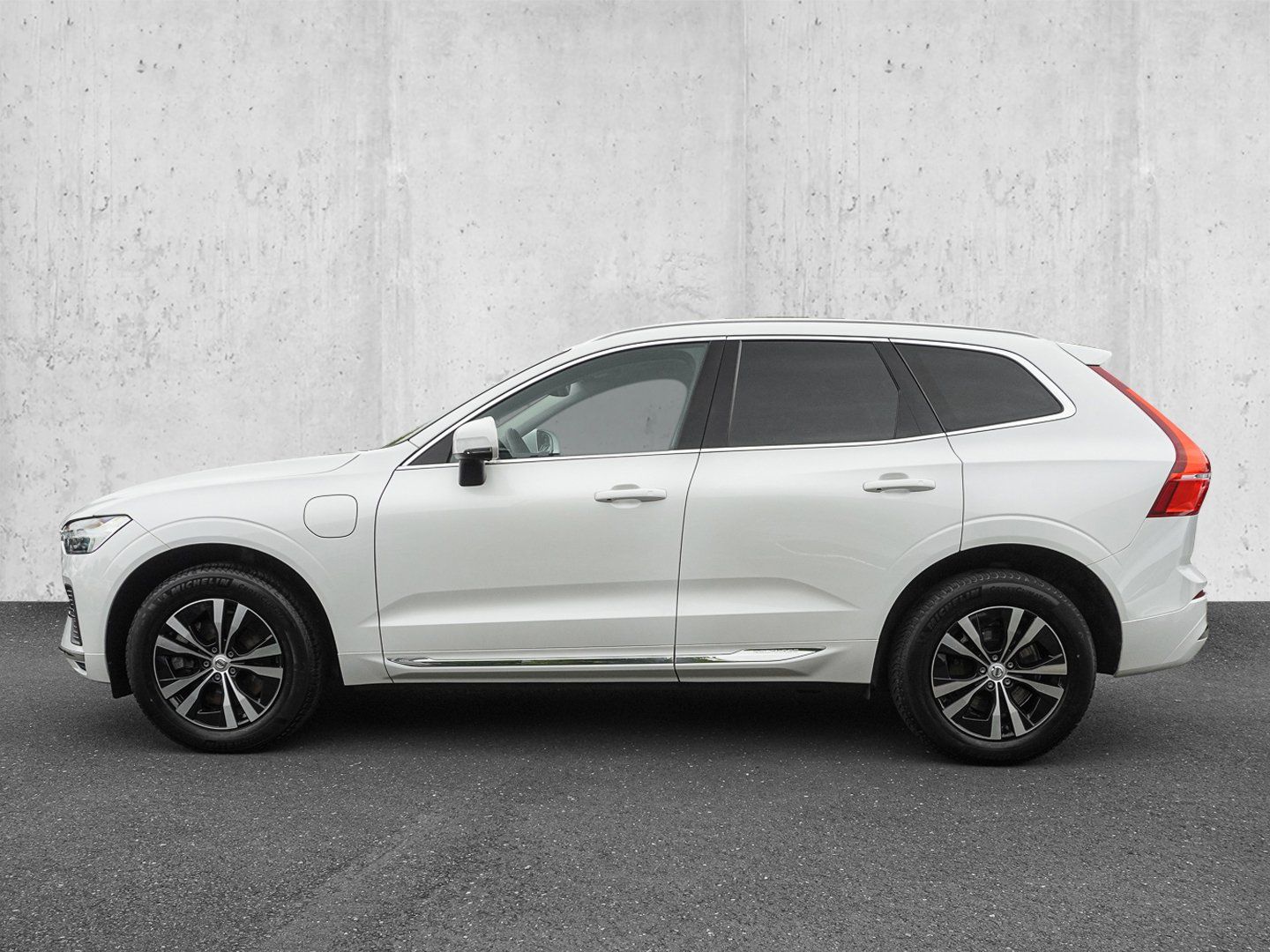 Volvo XC60 T6 AWD Core Bright Plug-in Hybrid AHK PANO foto 5