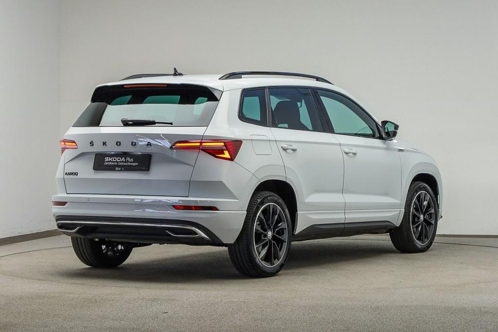Skoda Karoq 2022 г. Белый, пробег 37900 км
