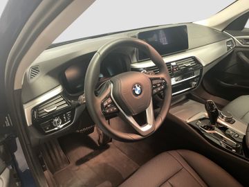 BMW 520 - 7
