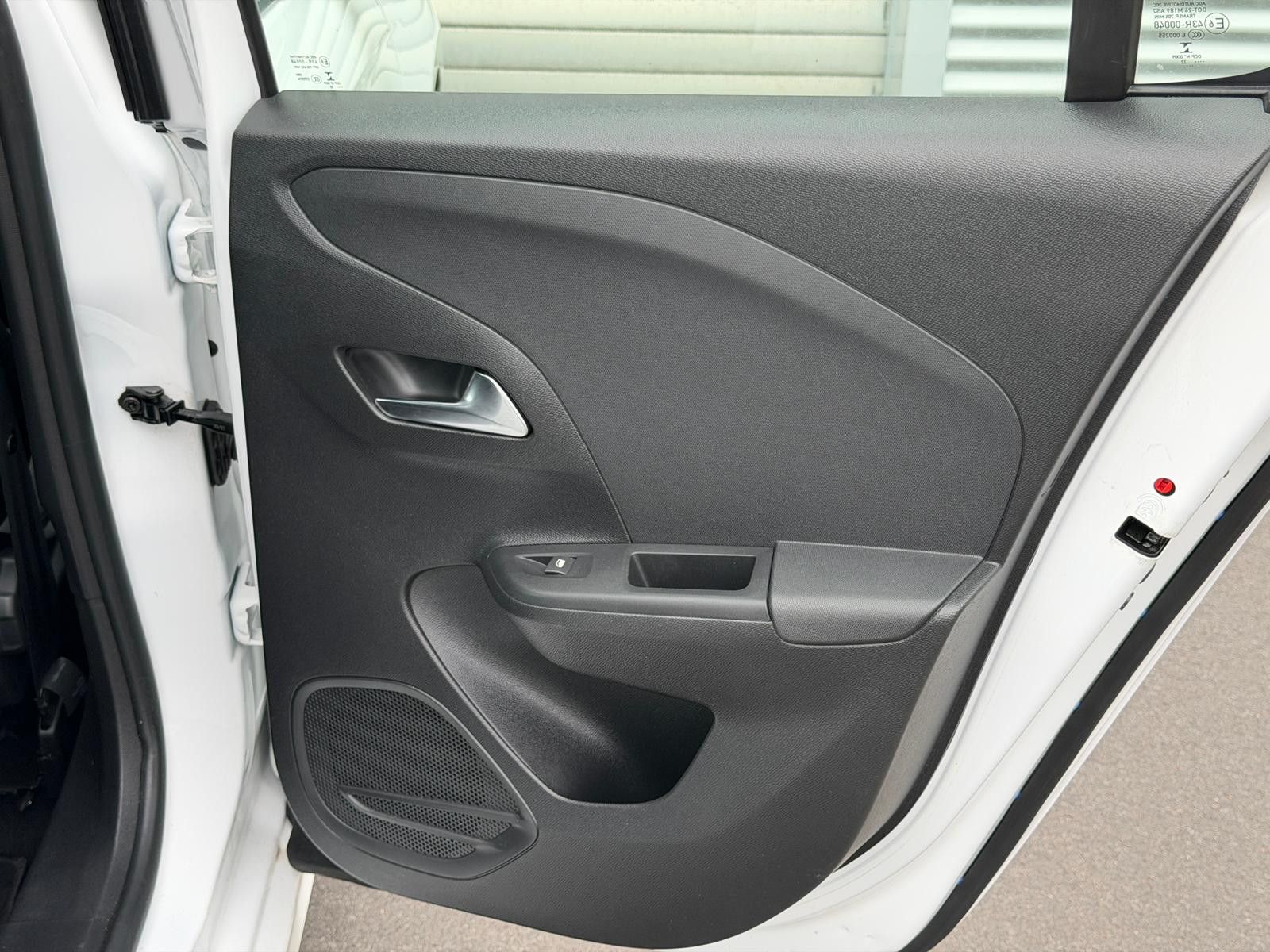 Fahrzeugabbildung Opel Corsa F Elegance 1.5 D DAB GRA Navi LED SHZ PDC