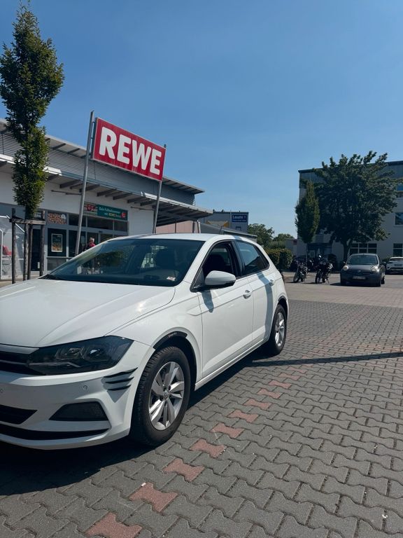 Image of Volkswagen Polo