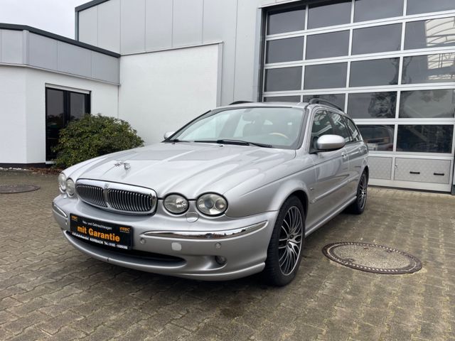 Jaguar X-Type Estate 3.0 V6 Executive / Allr / Schiebd.