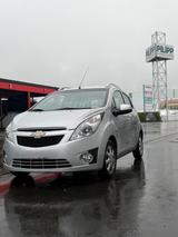 Chevrolet Spark LS - silberne Chevrolet Spark