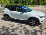 Volvo XC40 D4 AWD R Design Geartronic R Design - Volvo XC40 in Hamburg