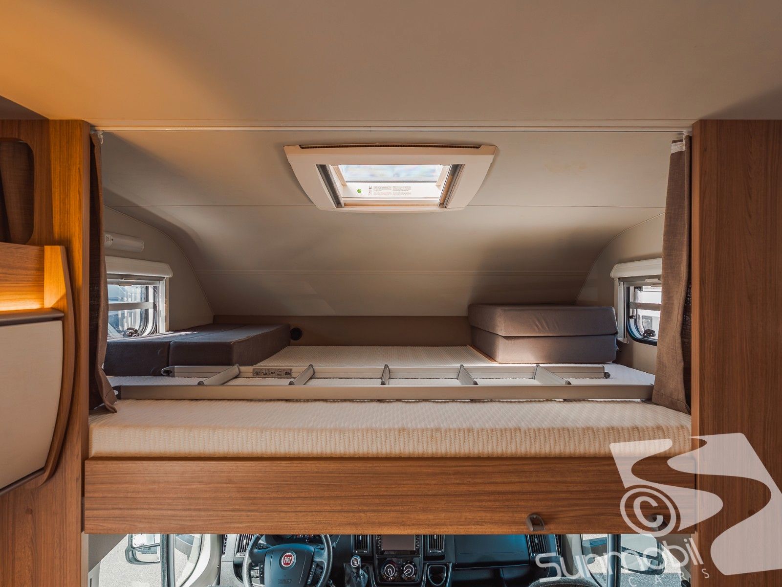 Fahrzeugabbildung Weinsberg CaraHome 700 DG Markise Media Paket