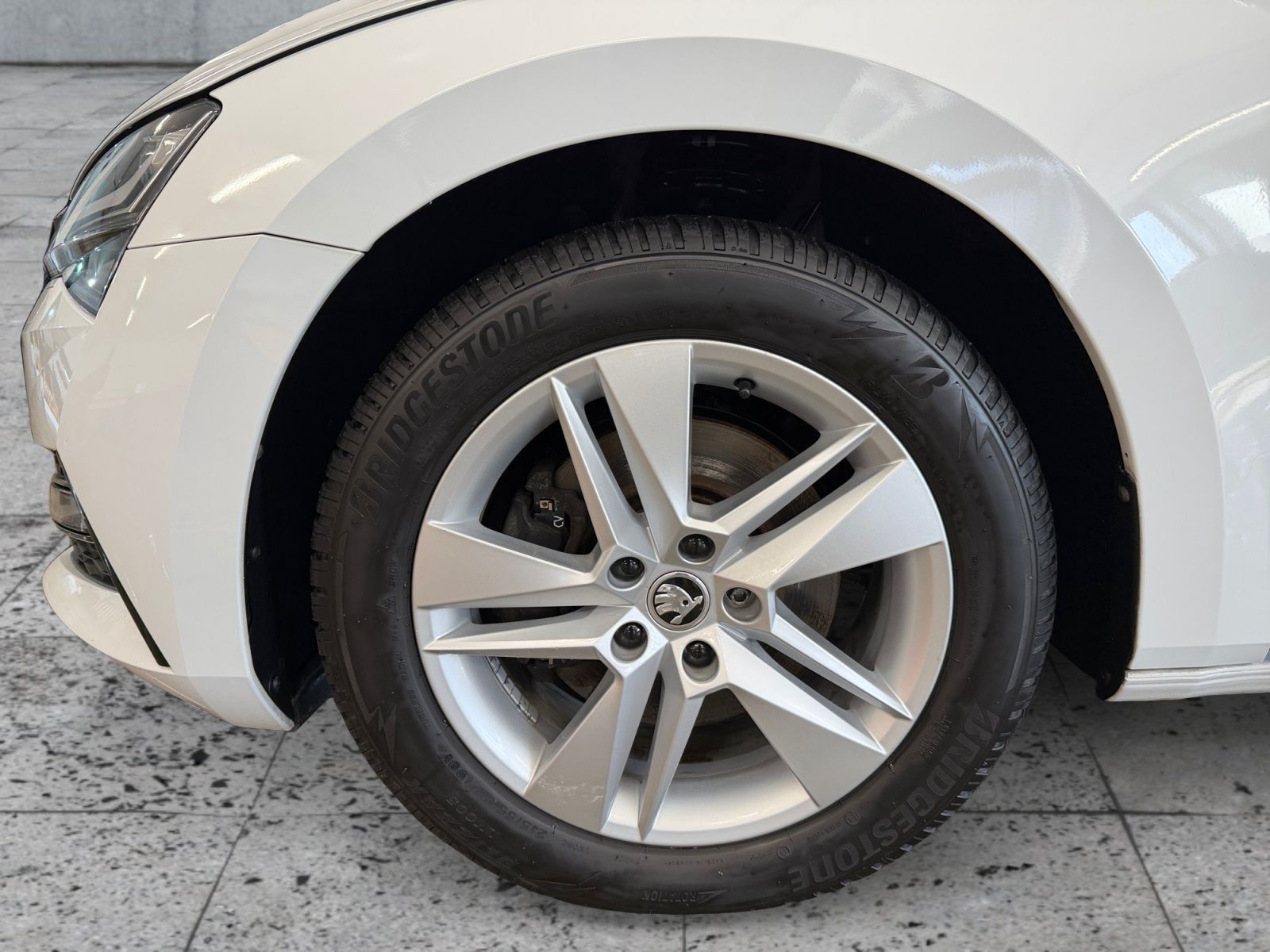 Skoda Superb - Bild 8