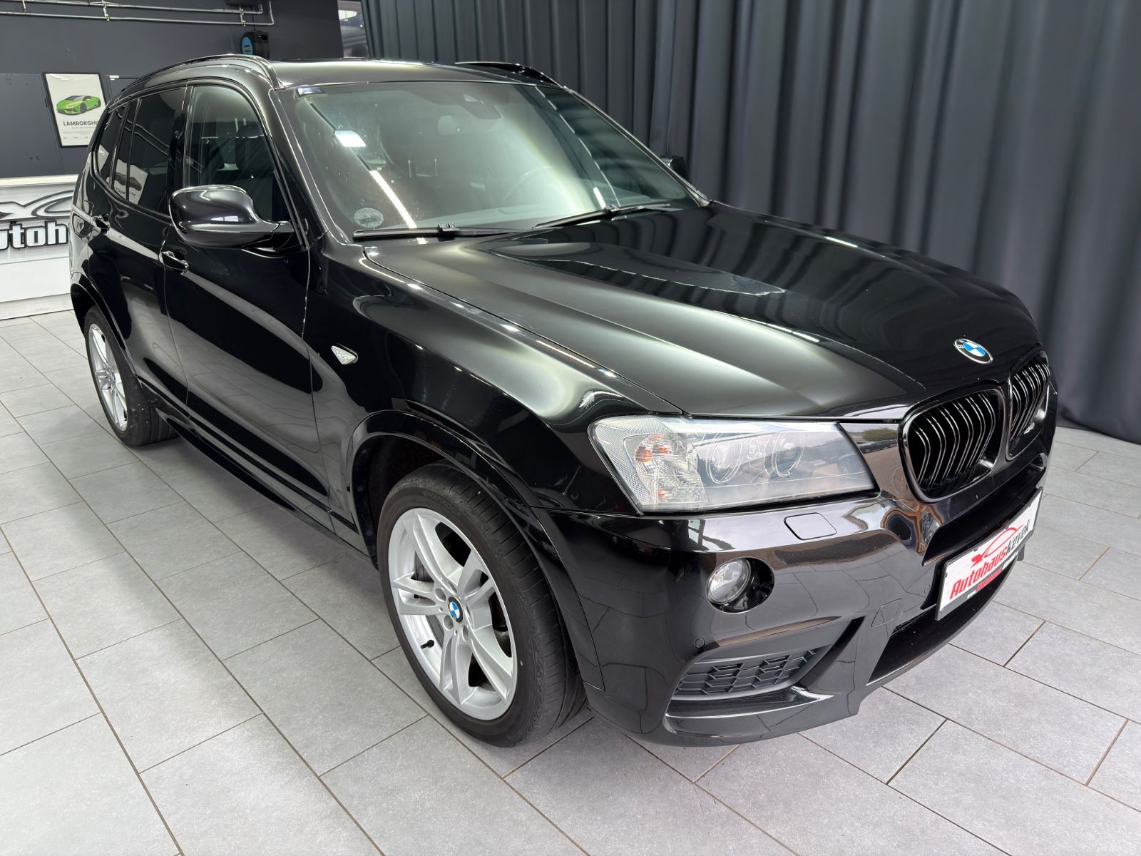 Fahrzeugabbildung BMW X3 xDrive 30 d|M-SPORTPAKET|NAVI|PANO|AHK|