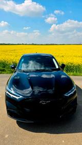 Ford Mustang Mach e  RWD 75 KWH - Ford Mustang Mach-E von privat