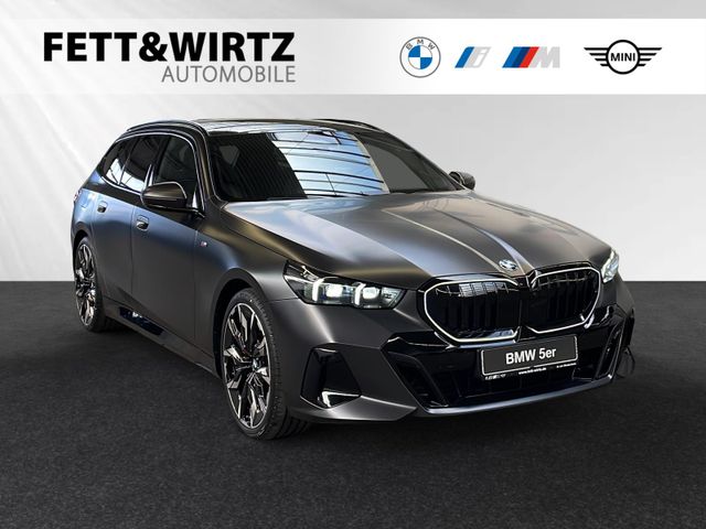 BMW 540d xDrive Touring M Sport Pro|AHK|Panorama|B&W