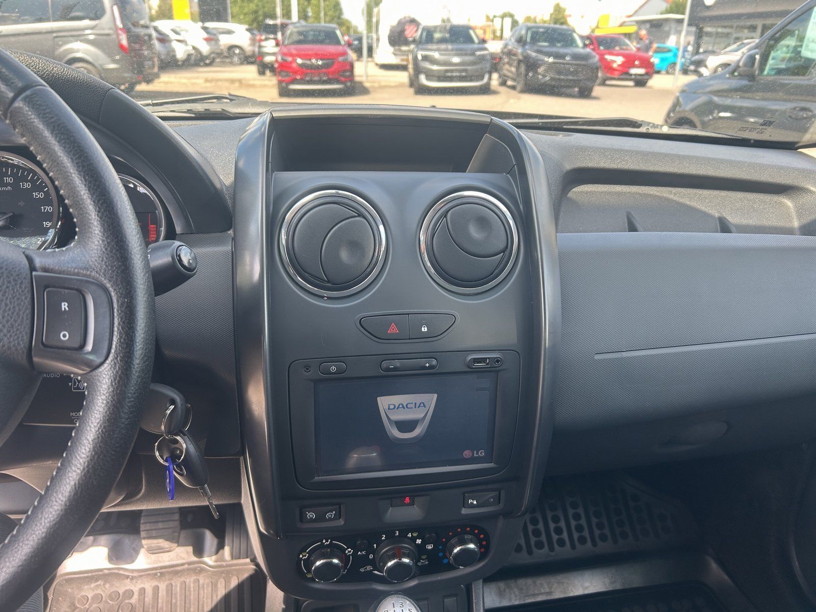 Fahrzeugabbildung Dacia Duster 1,2 TCe 125 Prestige