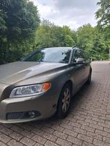 Volvo V70 2.5T Kinetic Kinetic - gebrauchte Volvo V70 aus dem Jahr 2010