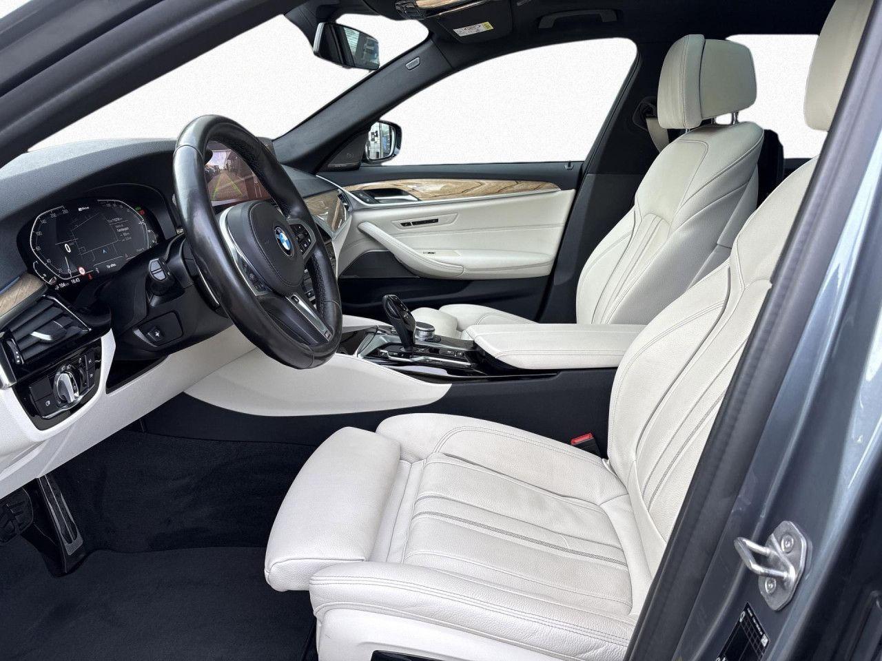 BMW 530e T M SPORT LivePr,FondEnt,Laser,AHK,Pano,H/K