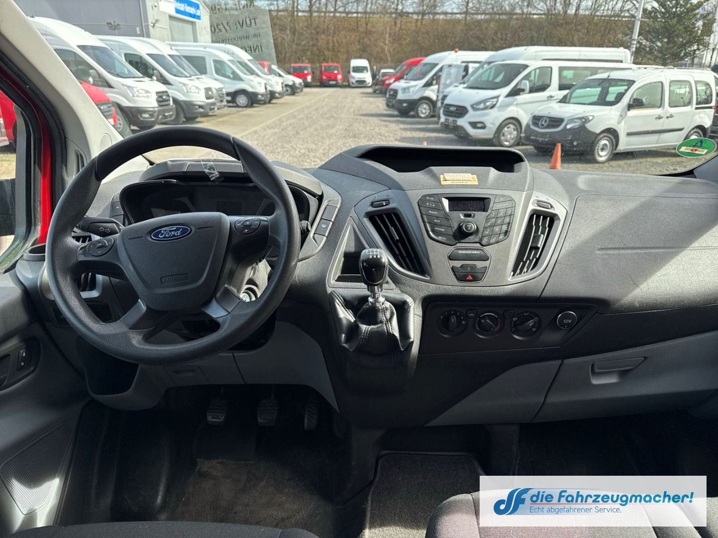Fahrzeugabbildung Ford Transit Custom Kombi 300 L1 2.2 TDCi *8427 Expor