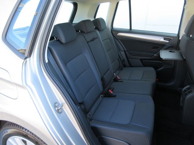 Golf Sportsvan 1.2 TSI Comfortline XENON+DLA/16-