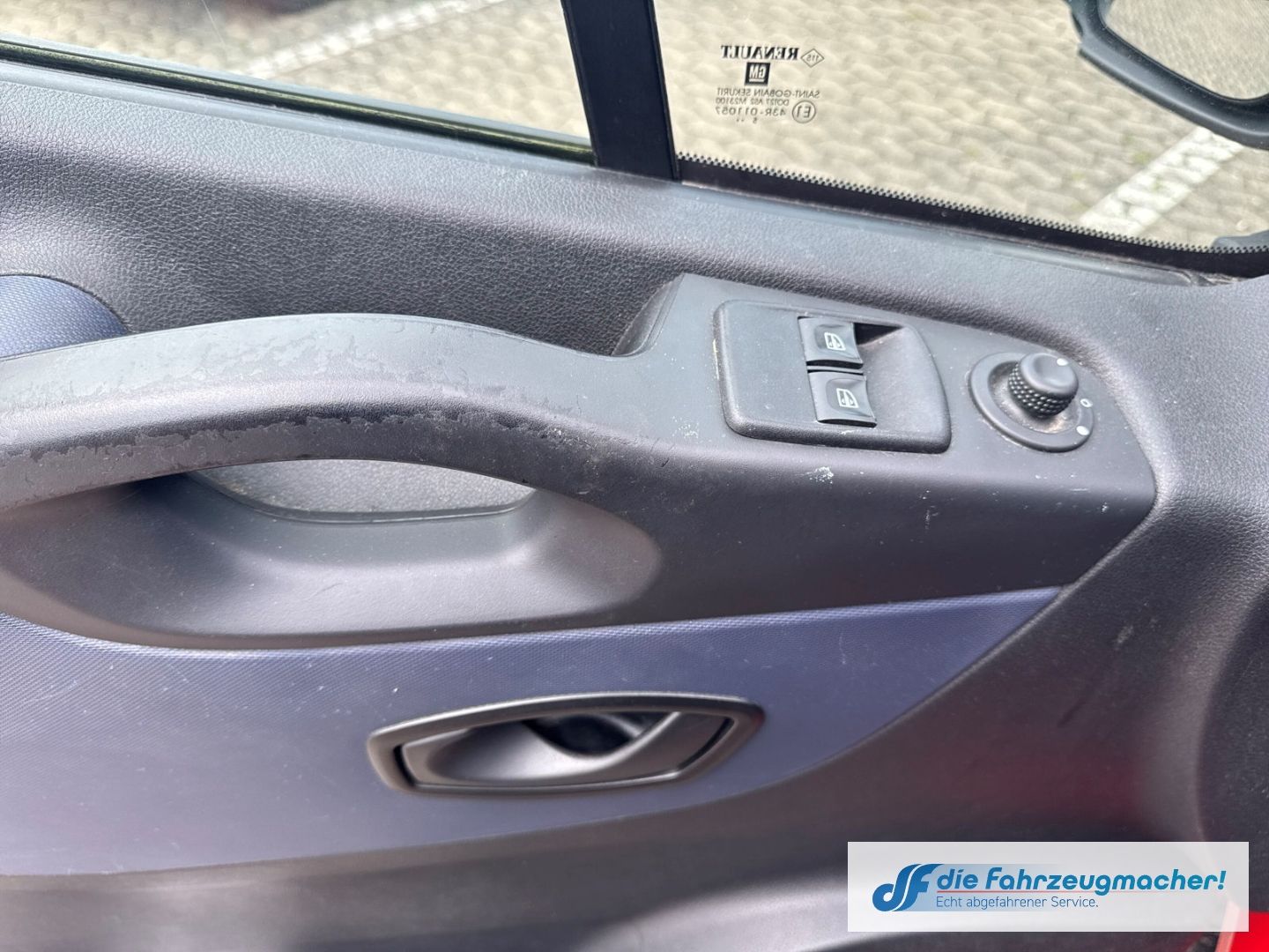 Fahrzeugabbildung Opel Vivaro B Kombi 9Si. L1H1 2,7t *8136 *EXPORT