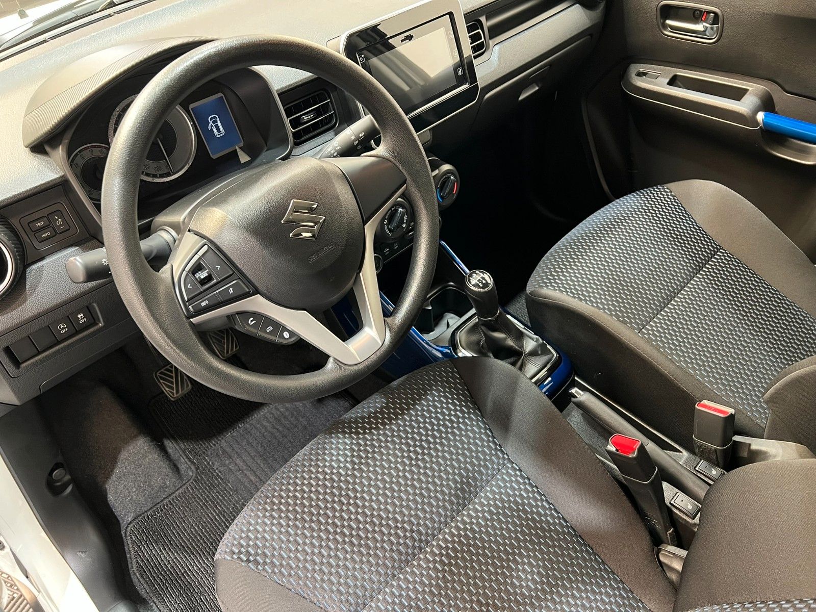 Fahrzeugabbildung Suzuki Ignis 1.2 DUALJET HYBRID Comfort