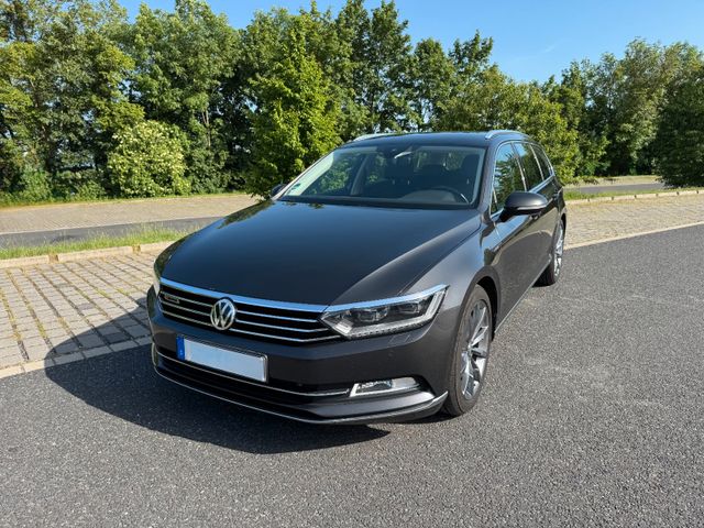 VW Passat Variant 2.0 TDI SCR 140kW DSG 4M High...