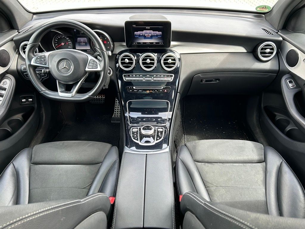 Fahrzeugabbildung Mercedes-Benz GLC 220 d 4M EXCLUSIV, AMG, Panodach, AHK, LED,