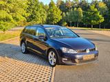 Volkswagen Golf 1.6 TDI 4MOTION BMT CUP Variant CUP - Volkswagen Golf: 4motion V6