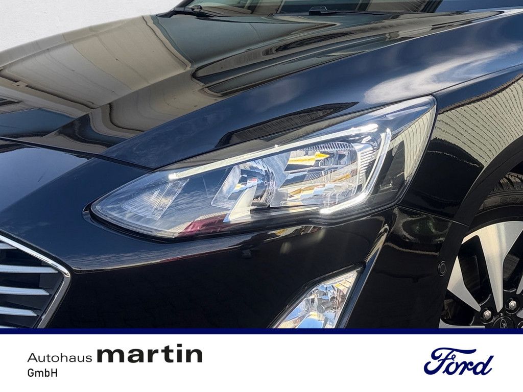 Fahrzeugabbildung Ford Focus 1.0 EcoBoost Cool&Connect Start/Stopp EURO