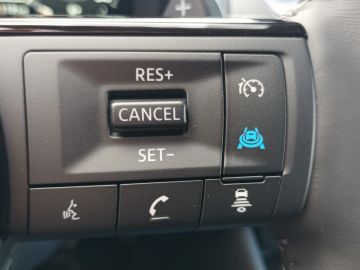 Nissan Qashqai N-Connecta X-TRONIC *NAVI* *FRONTSCHEIBE