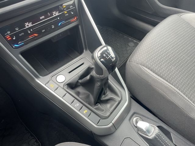 Volkswagen Polo 1.0 TSI Life LED PDC SHZ ACC KLIMAAUTOMATIK
