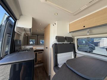 Sunlight Adventure Cliff 640 Maxi Solar Digital Dieselhzg