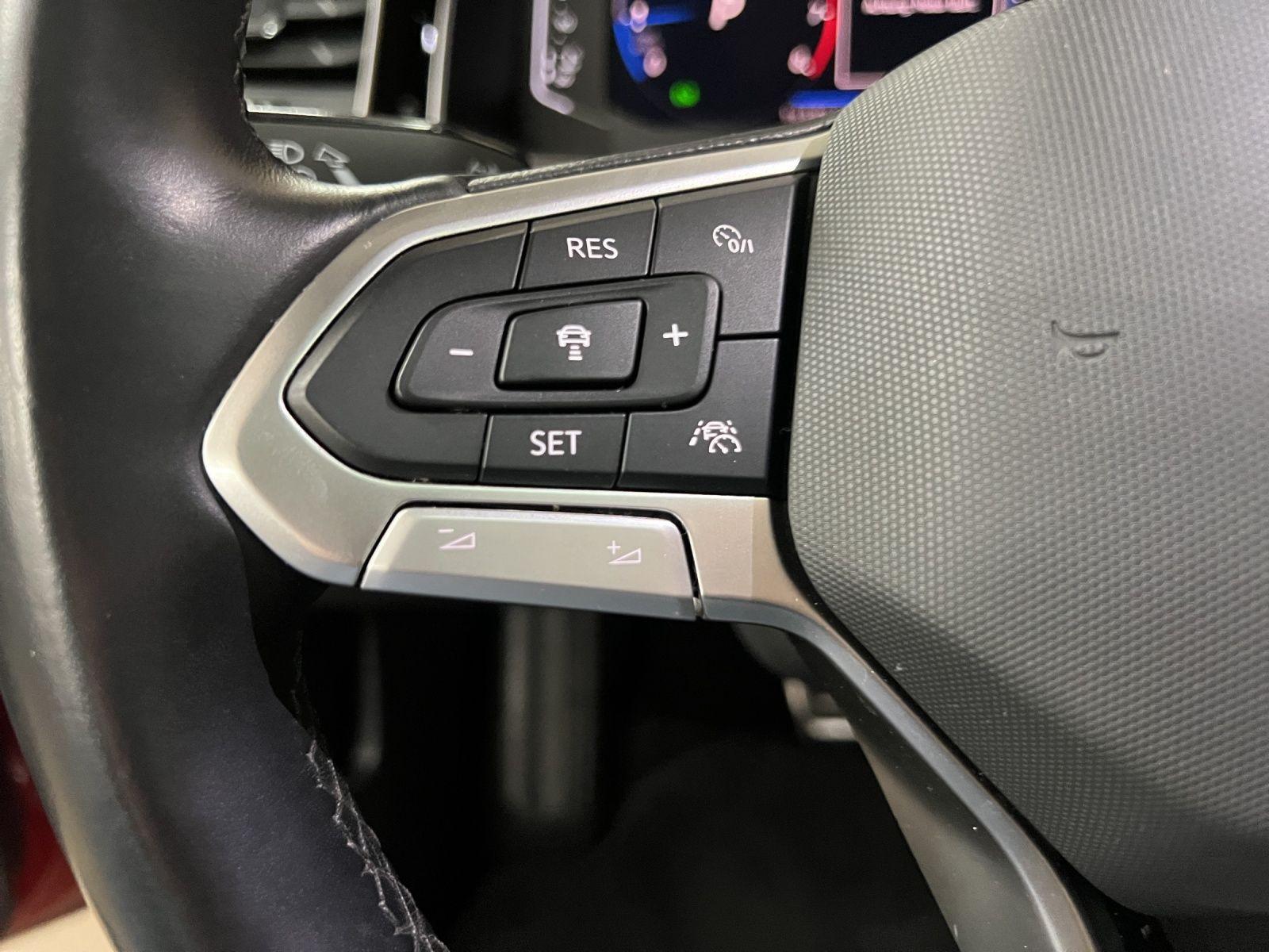 Volkswagen Taigo 1.0 TSI R-Line AHK Pano Matrix Navi RFK AC, миниатюра 23