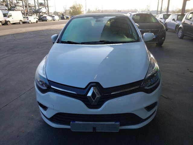 Renault CLIO IV 1.2 TCE 120 ESTATE INT