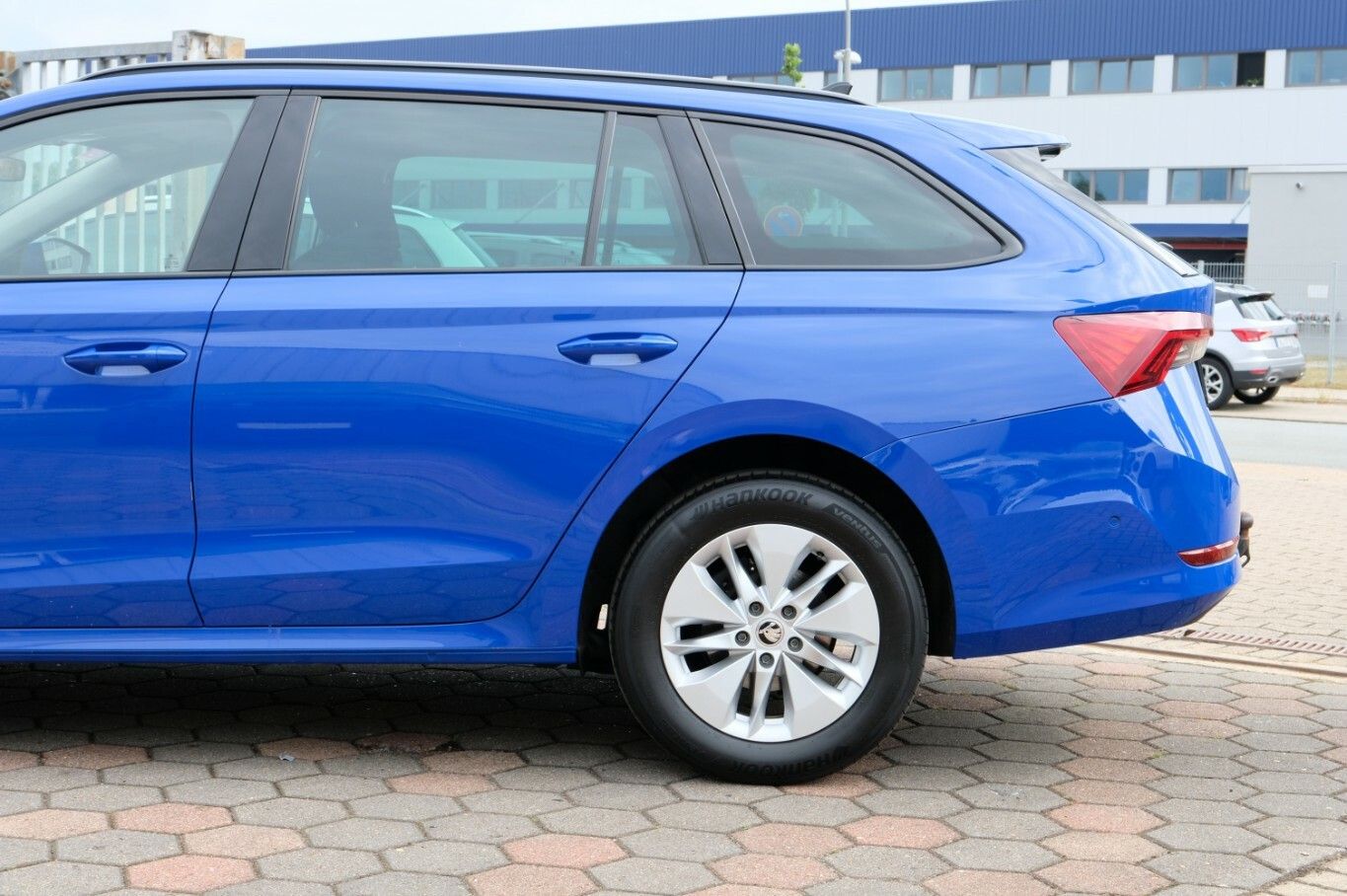 Octavia 2.0 TDi AHK LED ACC KESSY