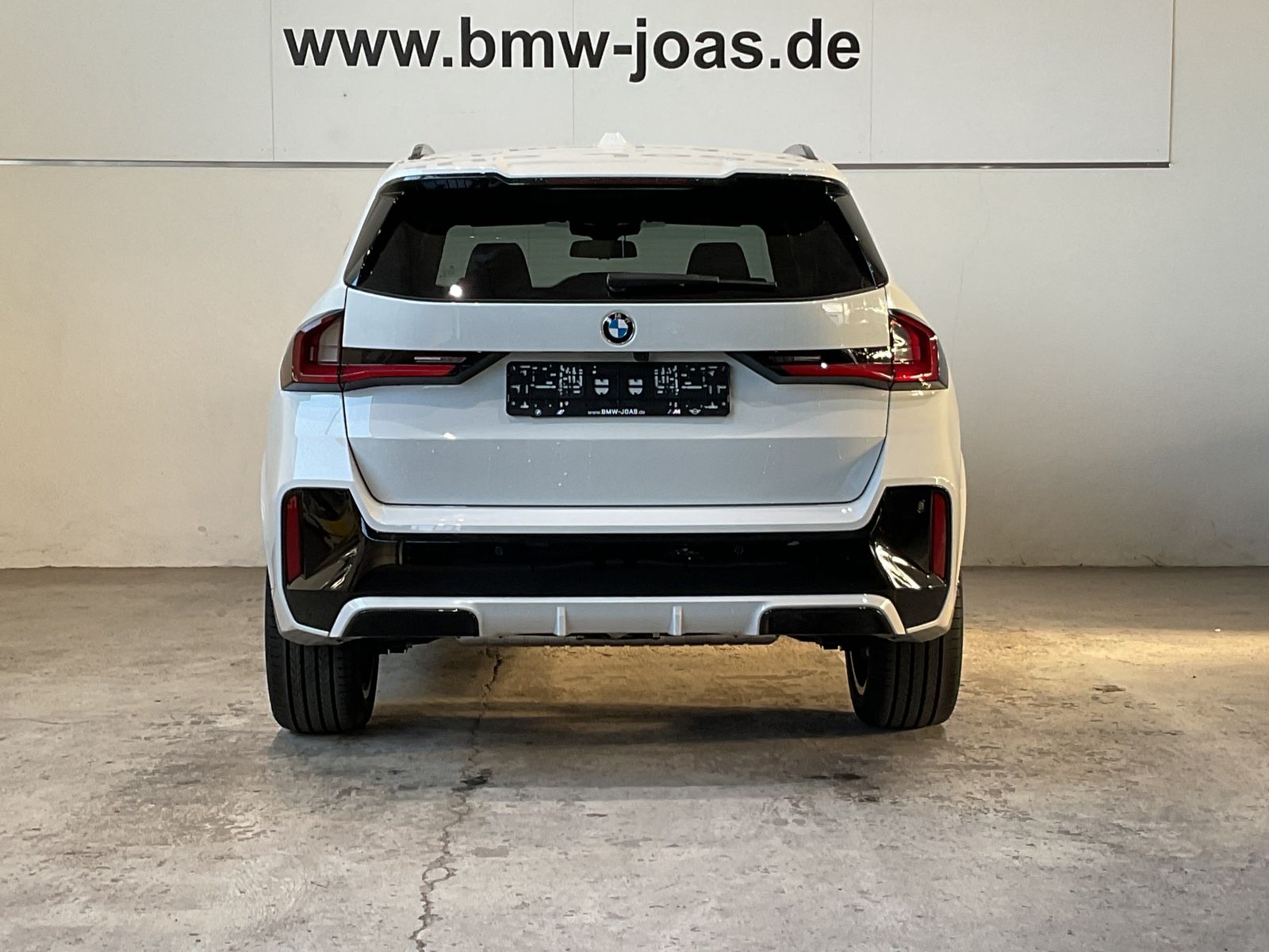 Fahrzeugabbildung BMW X1 sDrive20i 19" LMR, Lenkradheizung, AHK DAB