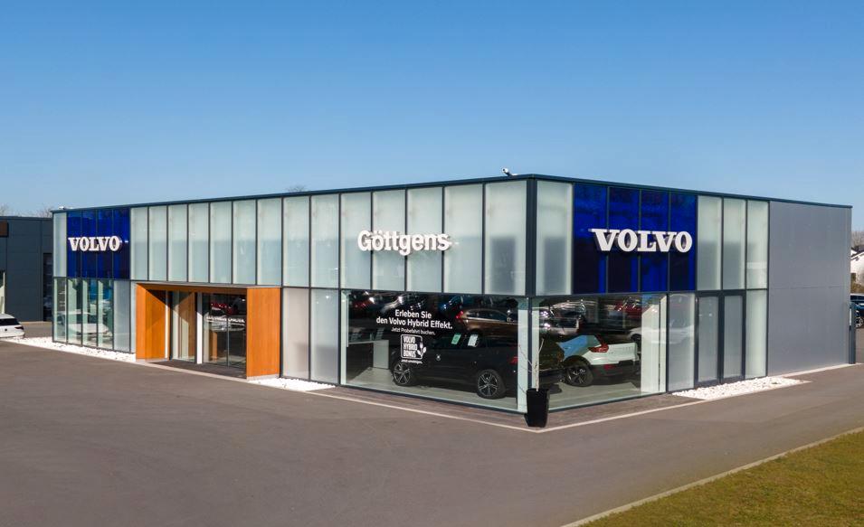 showroom-image-top