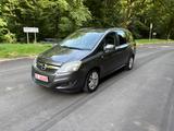Opel Zafira 1.8 Design Edition Easytronic - Opel Zafira: Easytronic