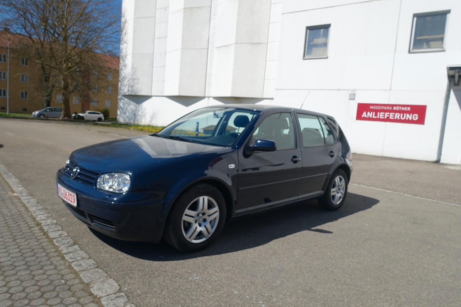 Volkswagen Golf 1.6L AUTO   Highline Behindertengerecht!!!
