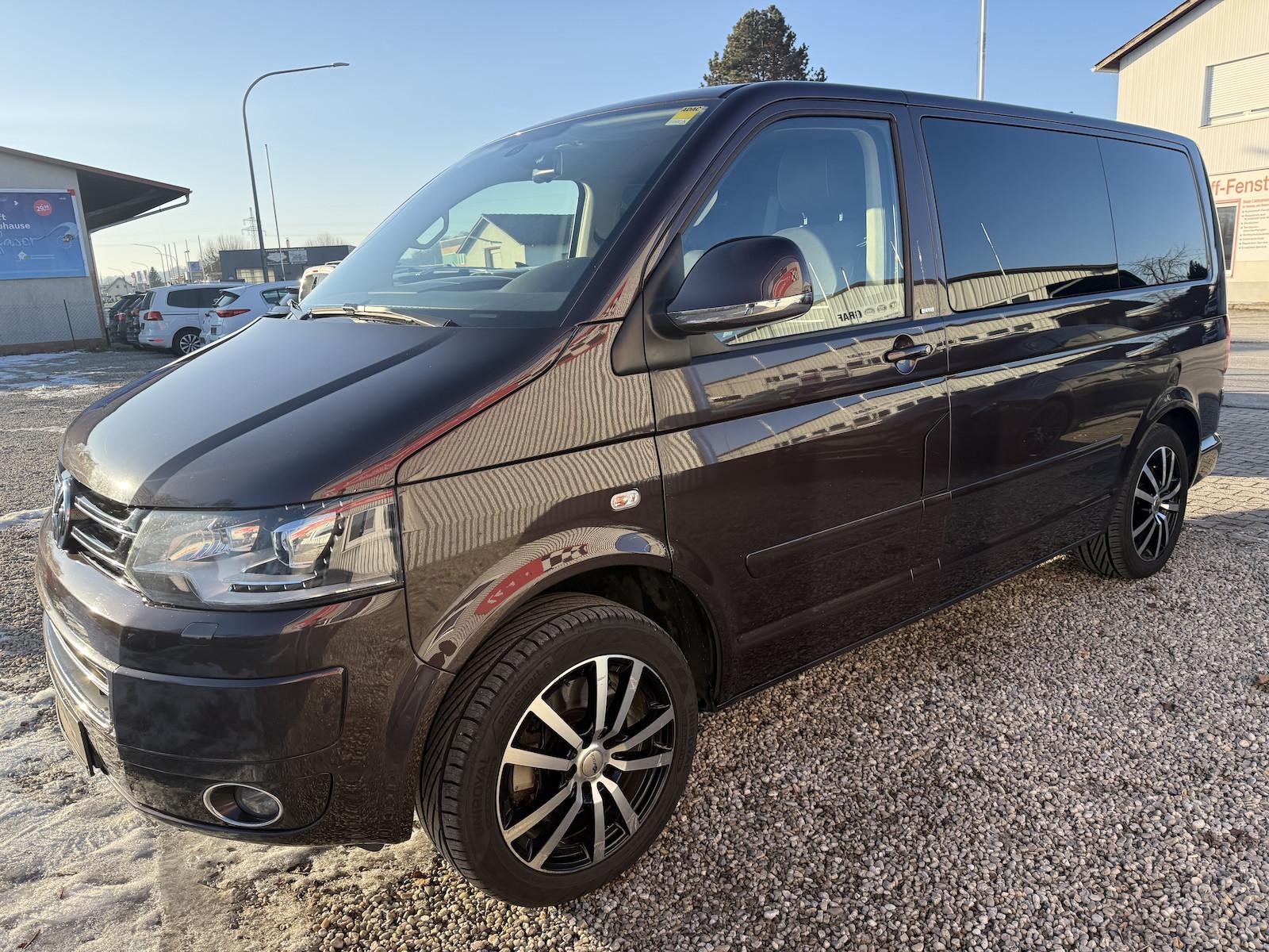 Volkswagen T5 Multivan 2.0 TDI DSG CUP Navi+Kamera 7-Sitzer