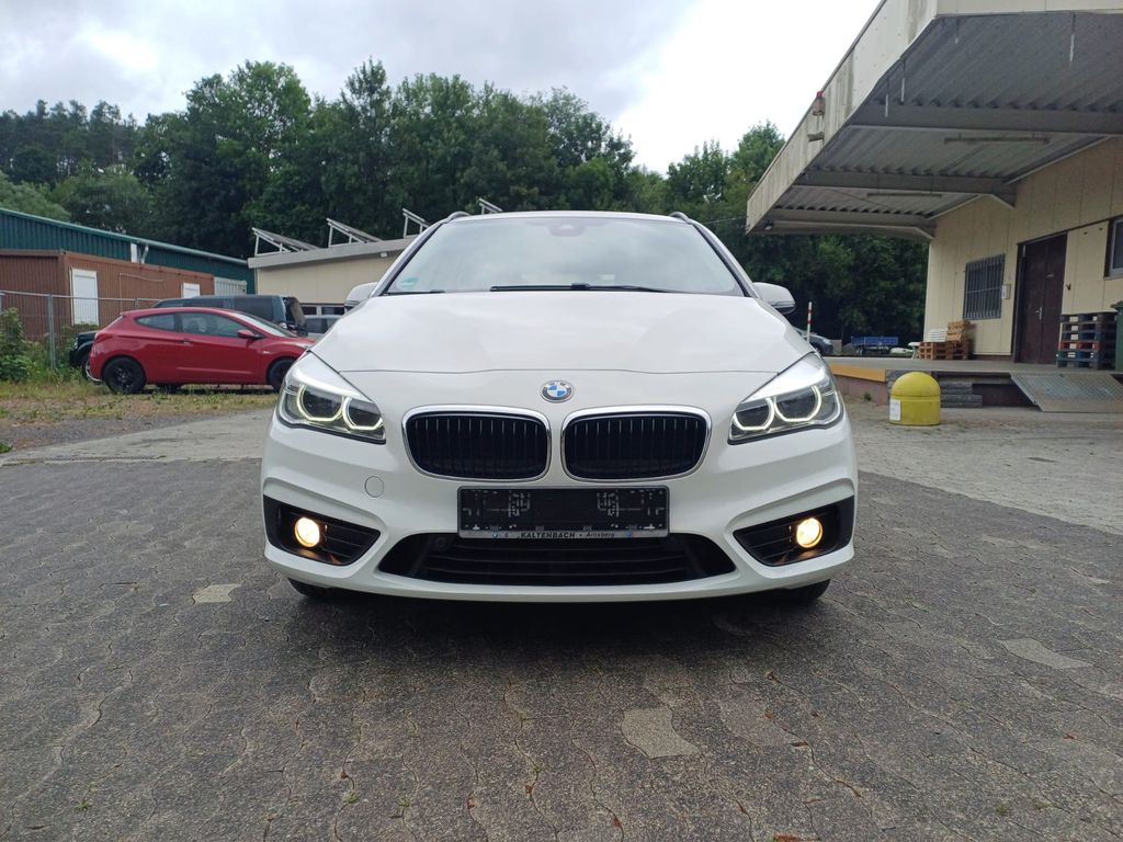 Image of BMW 218