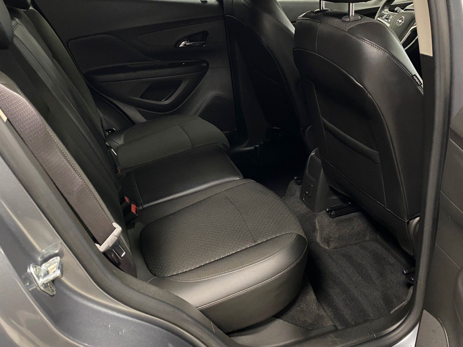 Fahrzeugabbildung Opel Mokka X 1.4 ECOTEC Turbo 120 Jahre+NAVI+LED+AHK+