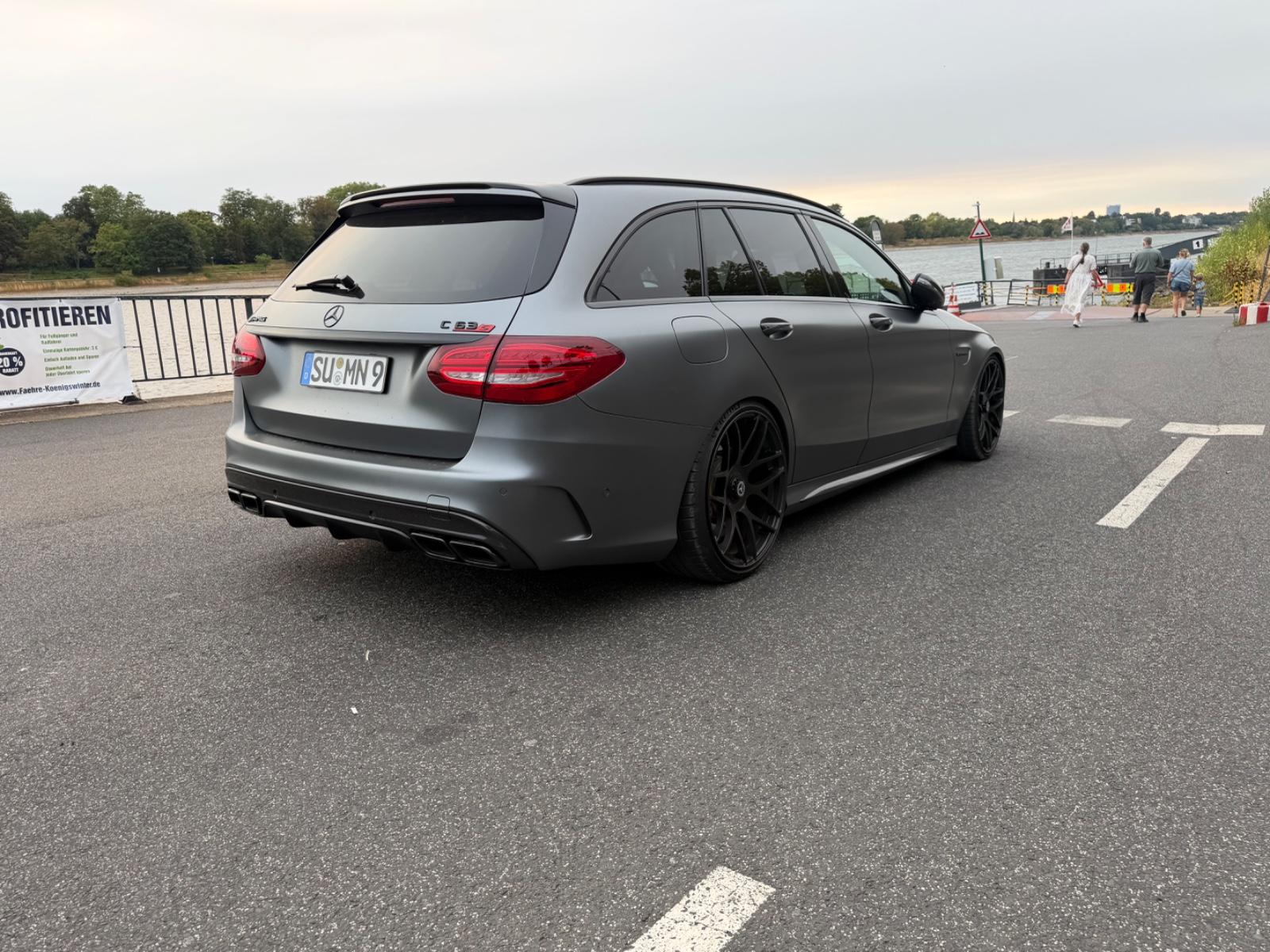 Mercedes-Benz C 63 AMG Mercedes-AMG C 63 T S Standard