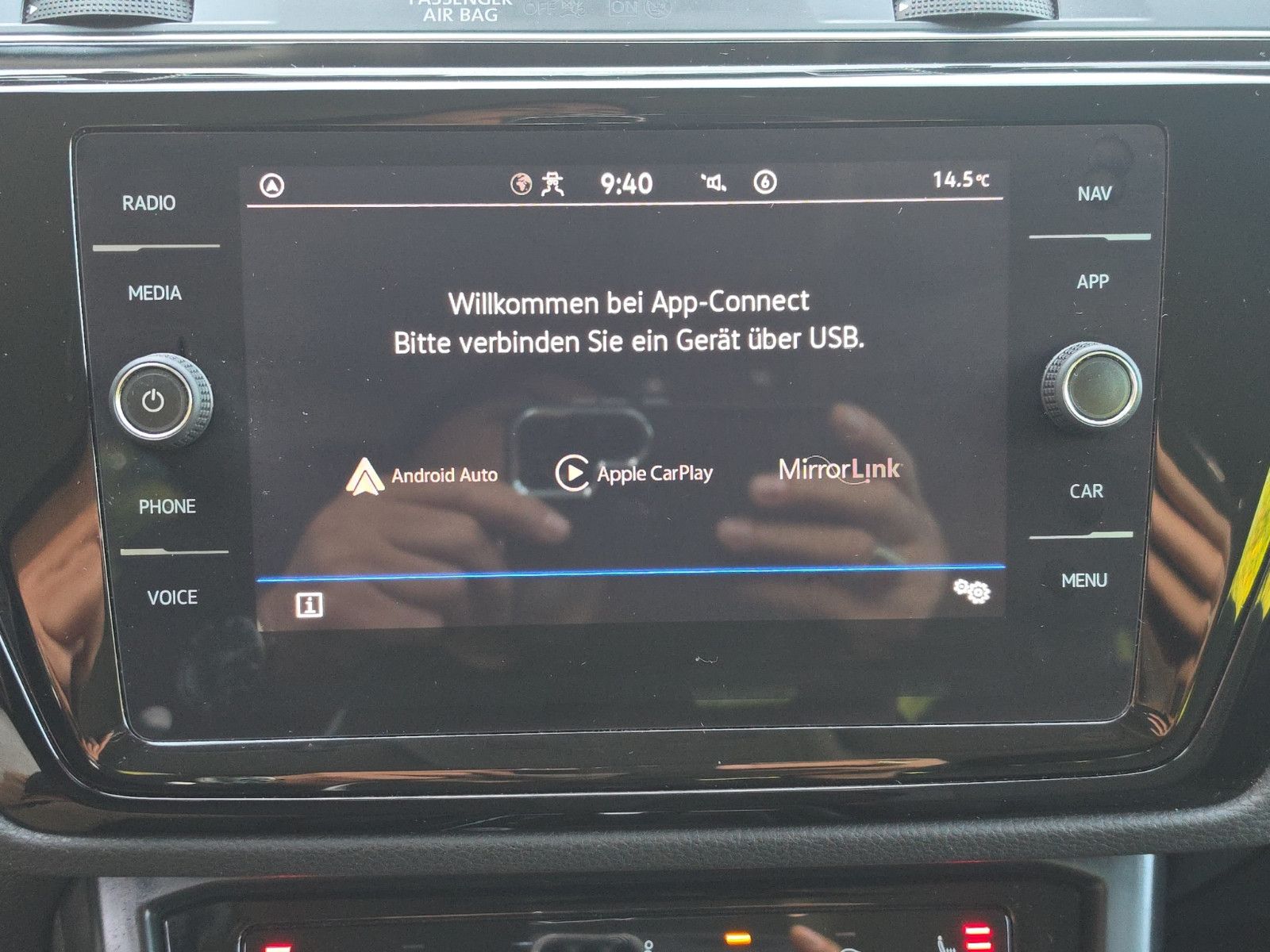 Fahrzeugabbildung Volkswagen Touran Highline BMT/Start-Stop AUTOMATIK 1.Hand