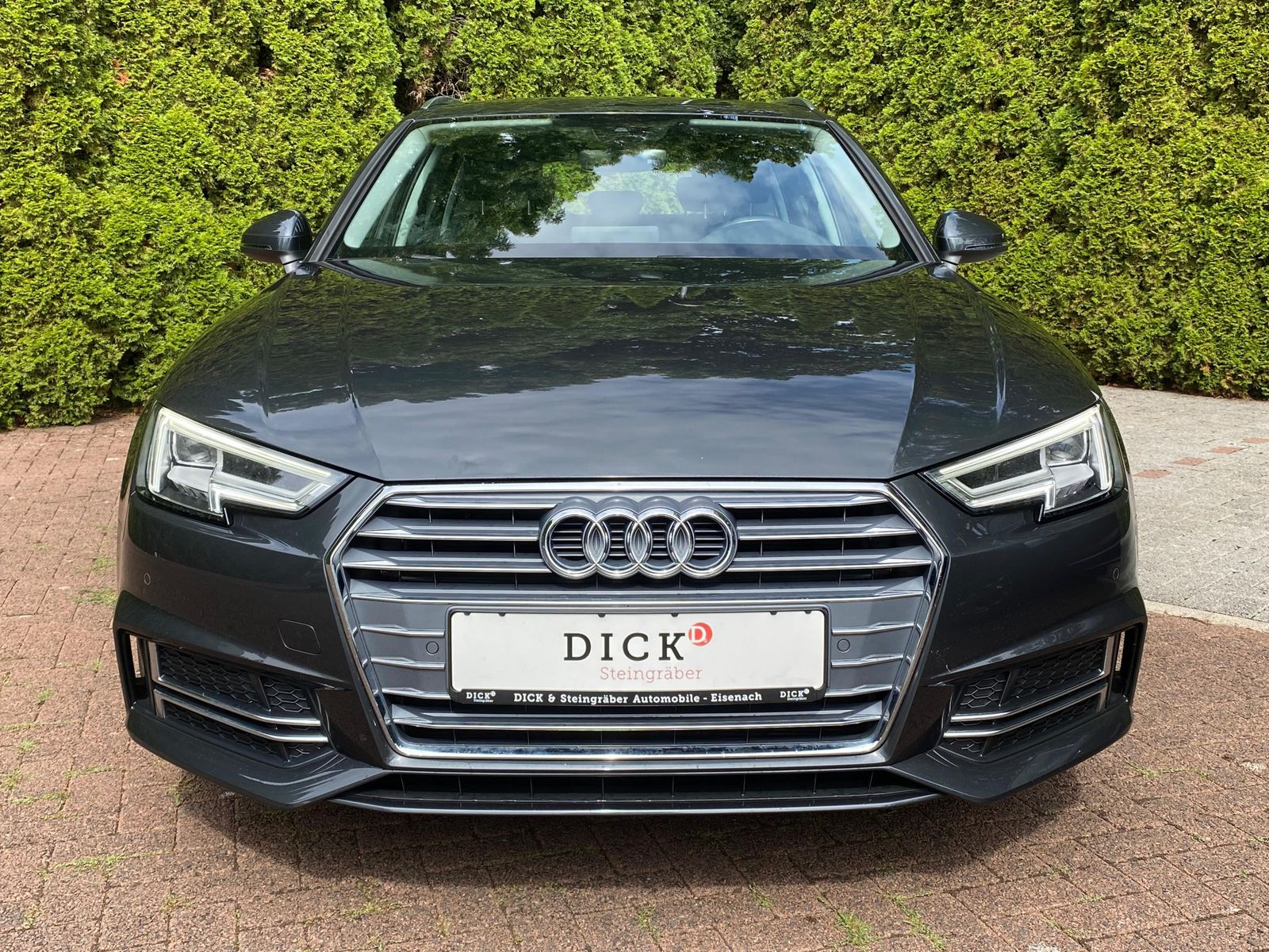 Fahrzeugabbildung Audi A4 1.4 TFSI Aut. S-LINE SPORT NAV+LED+SHZ+TEMP+