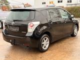 Toyota Verso Travel *7 Sitzer* Navi + Kamera* - gebrauchte Toyota Verso aus dem Jahr 2012